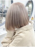 切りっぱなしボブショートボブ長めボブダブルカラーハイトーン