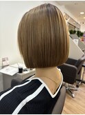 まとまるボブ　ハイトーンボブ　フレンチボブ　地毛風ストレート