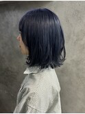 ツヤ感ブルー