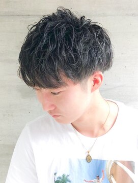 ブロッサム 上尾店(Blossom) 20代30代韓流☆ツイストパーマショートマッシュアッシュブラック