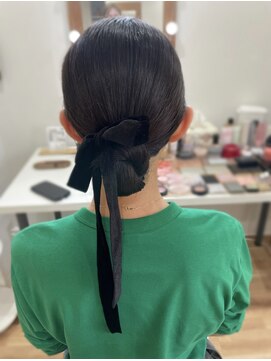 エリリーム(mlilym) つるっとシニヨンアレンジ