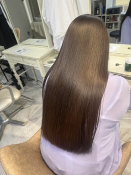 フーバイルピナス(Fuu. by Lupine)の写真/≪新福島/髪質改善≫ダメージレスにこだわった技術で自然でまとまるうる艶ストレート♪魅力的な美髪へ＊