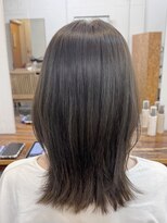 ファルベ(Farbe)&nbsp;ホワイトグレージュミニウルフデジタルパーマチェリーブラウン