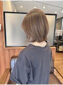 くびれボブ