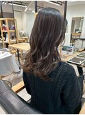 透明感アッシュカラー×ゆるふわウェーブ