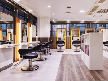 ヘアー ロゼッタ ギンザ(Hair rosetta GINZA)の写真/【銀座駅10秒★】リニューアルオープン！完全マンツーマンの高技術×お手頃価格で大満足の仕上がりに◎