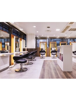 【銀座駅10秒★】落ち着いた店内◎完全マンツーマンの高技術×お手頃価格で大満足の仕上がりに♪