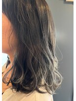 エイル(AILe)&nbsp;ナチュラルカールアッシュハイライト