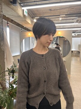 リラ バイ クオーレ(LIRA by CUORE) ナチュラルショート