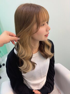 エラ(Ella) フェイスフレーミング×ベージュ