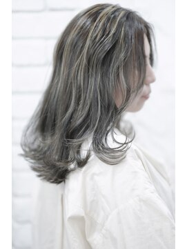 アトリエMAI 北千住 ハイライトグレー☆   北千住　北千住西口