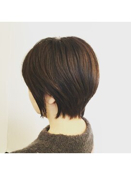 ハコ(haco) 前下がりショート