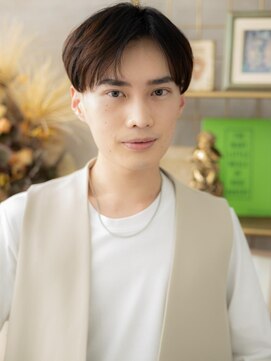 カバーヘア ブリス 志木南口駅前店(COVER HAIR bliss) アップバングセンターパートツーブロックa志木20代30代40代