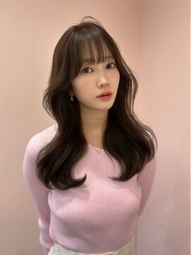 ボタン シブヤ(VOTAN SHIBUYA) 韓国ヘア/顔まわりカット/くびれヘア/前髪あり
