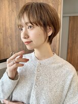 ビュートリアム 南青山(BEAUTRIUM)&nbsp;前下がりショートボブショートヘアひし形ショート30代40代50代