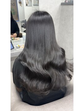 ランド 千葉(land) 艶美髪ダークグレーウェーブスタイル