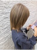 ミルクティーベージュ×酸性ストレート×ブリーチ&ダブルカラー