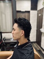 バンデ(Bande)&nbsp;バックパーマ×テーパーフェード