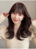 暗髪でも出せるこなれ感フェイスレイヤー×ナチュラルセミロング