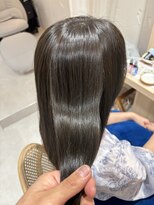 ティアレ(Tiare)&nbsp;髪質改善トリートメント×ダークグレージュ