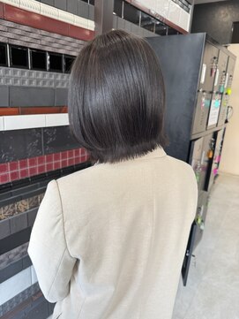 Lyuca 縮毛矯正×ブリーチ×髪質改善【1月5日NEW OPEN（予定）】 グレージュ/ショート／ボブ
