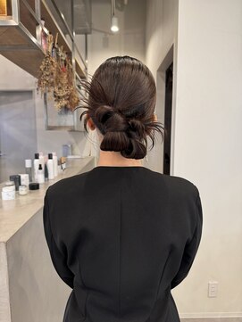 イミ(imi) カチモリヘア/ツインアレンジ/お団子/シニヨン/ヘアセット/登戸