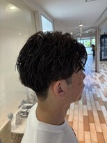 ケンジ 平塚 アネッタ(KENJE annetta)&nbsp;刈り上げマッシュ　スパイラルパーマ