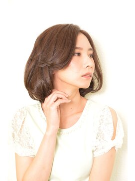 ミネルヴァ(Minerve) 大人かわいいエレガントボブ★