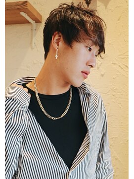 ランプヘアー(LAMP HAIR) ゾーンカラー黒髪暗髪大人襟足すっきりマッシュレイヤー