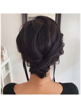 フェリーチェ(Felice) 黒髪 ショートアレンジ ボブ 結婚式 花嫁 ブライダル