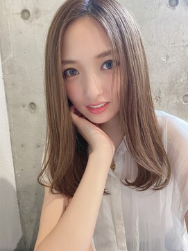 ルービック 京橋(Rubik's) ブリーチなし艶ツヤアッシュベージュ