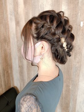 アルム(hair salon Alum) 『 お呼ばれ/披露宴に♪ 編み込みヘアセット 』