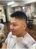 バーバースタイル、フェード、グラデーション、ツンツンヘアー