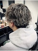 931栗色3Dハイライトバイカラー束間ツーブロックツイストパーマ