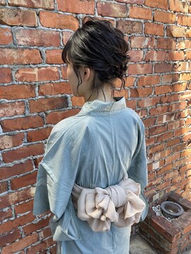 ビハツヤ(BIHATSU-YA) シニヨン×リボン結び