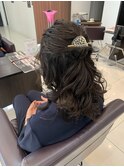 ハーフアップヘア