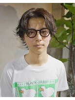 キュー(Cue_)&nbsp;無造作ウルフセンターパート×メンズパーマ