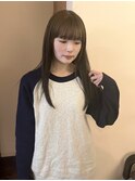 オリーブベージュ