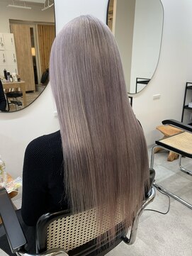 ドットハリス(.Hallis) ハイトーン/ホワイトシルバー/髪質改善