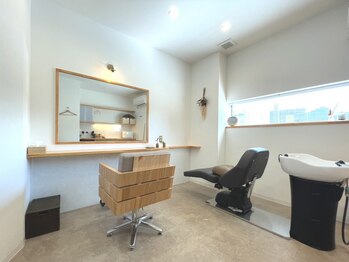 バンデナナサンロクキュウナナ(BanDe 73697)の写真/《居心地の良い完全個室*仕上げまでマンツーマン対応》丁寧なカウンセリングで理想のスタイルをお作り!