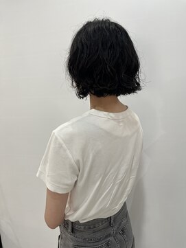 ウタシロイロ(uta shiroiro) ボブパーマ