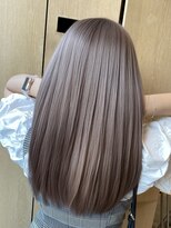 アマトウキョウスマートサロン(AMA TOKYO×Smart Salon)&nbsp;ヘーゼルベージュ　　レイヤーカット　海外風