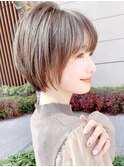 Say.丸みショートレイヤーショートヘーゼルグレージュブリーチ