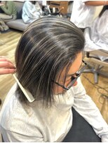 バンビ プライベート サロン(Bambi private salon)&nbsp;白髪馴染ませハイライト　グレージュ
