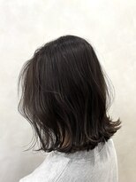 アンド 夙川(AND)&nbsp;外ハネボブ/ニュアンスカラー/グレージュ/切りっぱなしボブ☆