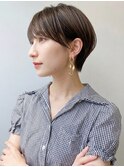 大人可愛い丸みショート×ブリーチなしカラーで垢抜け