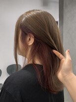 ヴィヒタ 川越 本川越(VIHTA.)&nbsp;ブリーチダブルカラーインナーカラーピンクベージュ川越本川越