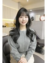 シーテ(Ciete) 柔らかく艶めく、大人の透明感ロング