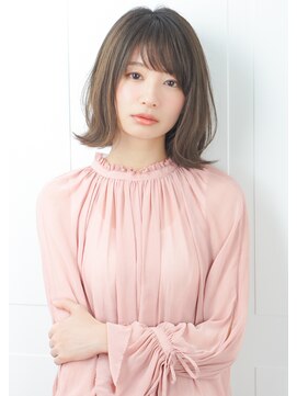 ルエ(rue) 30代・40代・50代黒髪暗髪アッシュ小顔前下がり切りっぱなしボブ