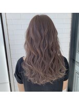 ラ シック(La chic) ハイライトで透明感グレージュ